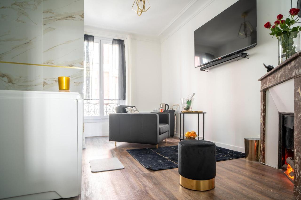 Suite L'Eclipse Paris, Logement Avec Jacuzzi, A 10 Minutes Des Champs Elysees Левалуа-Пере Экстерьер фото